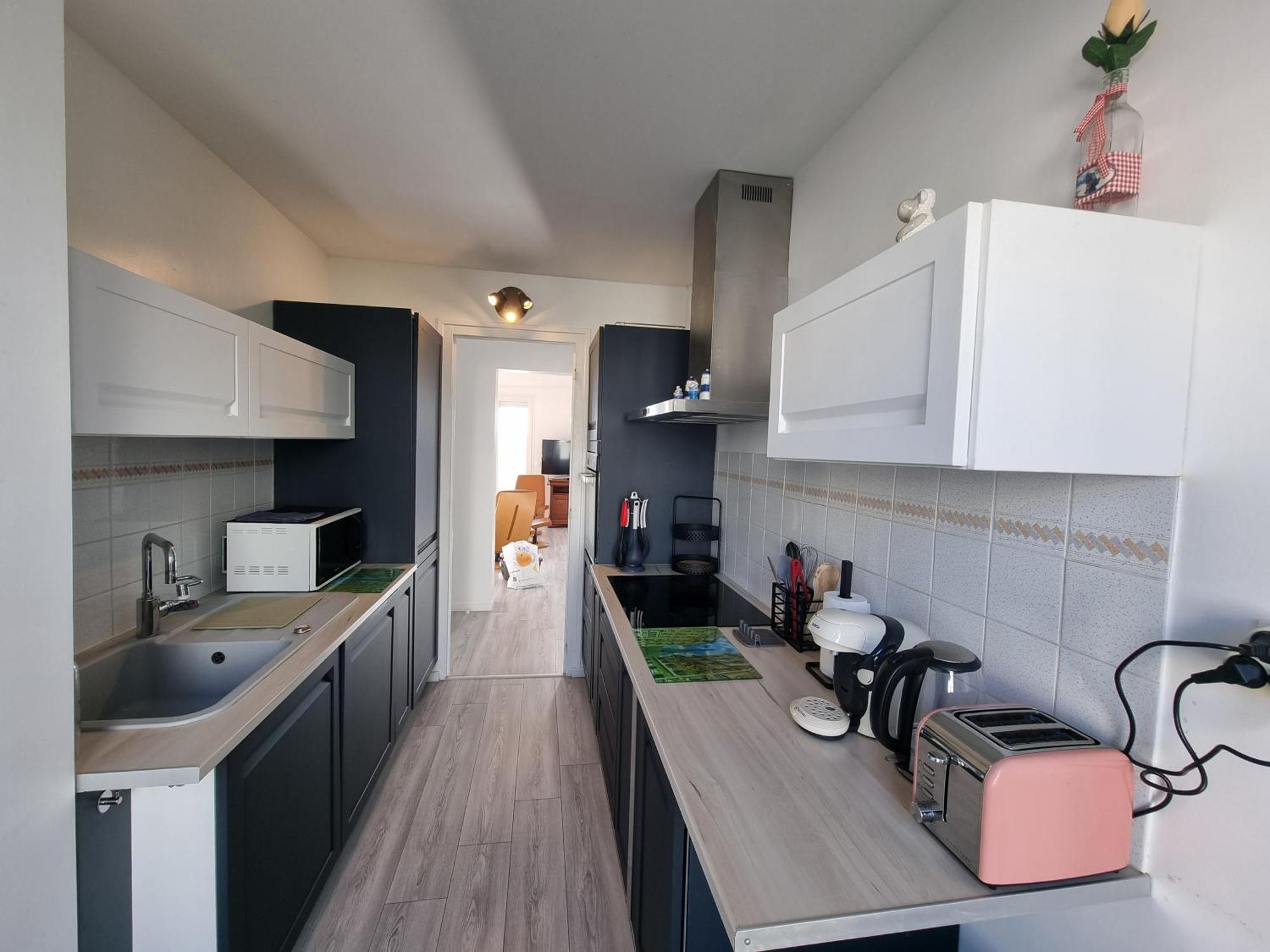6 Appartements Et 4 Adresses A Mi-Chemin Entre Le Vieux Port Et L Ile De Re La Rochelle  Exterior photo